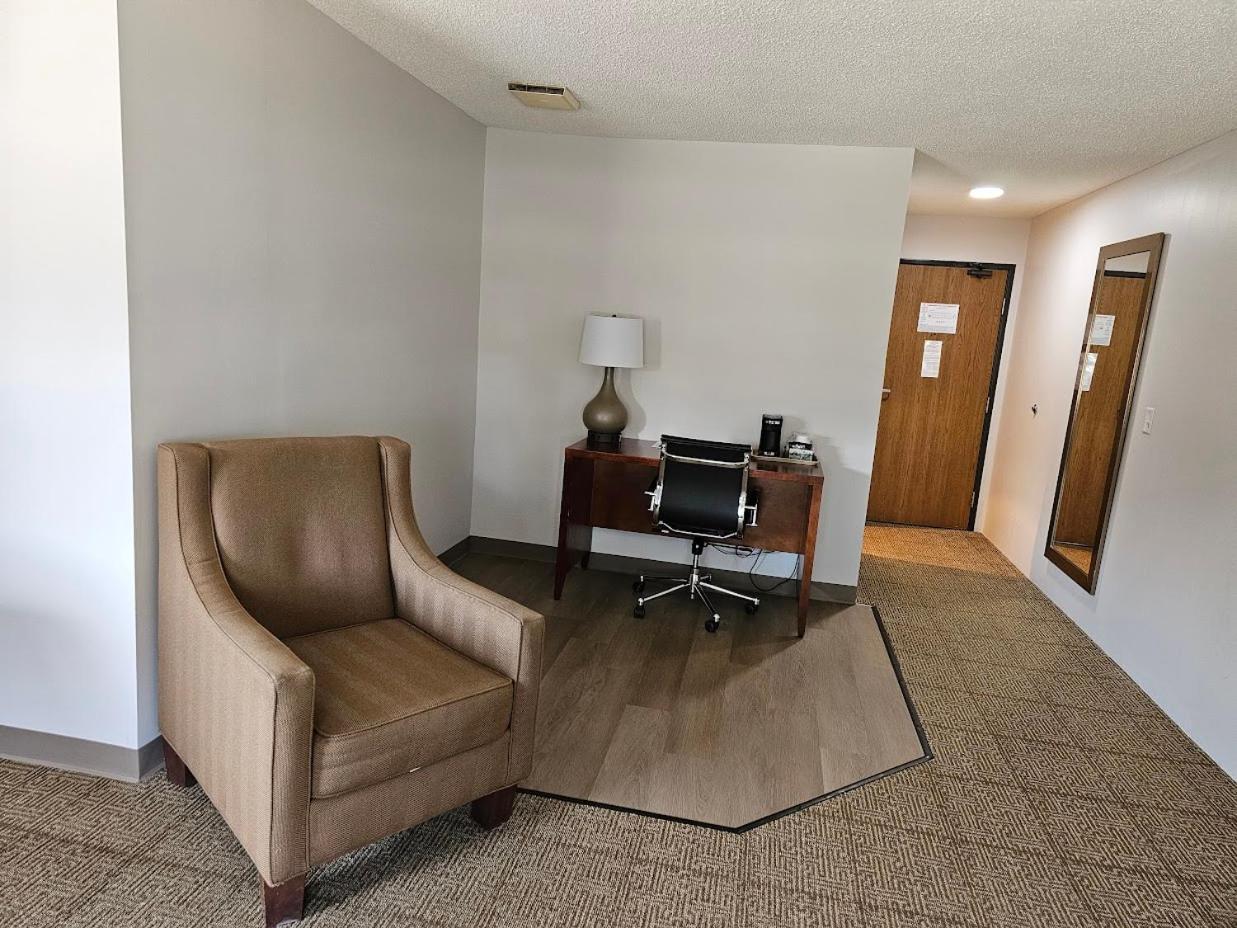 Comfort Inn Rhinelander Екстер'єр фото